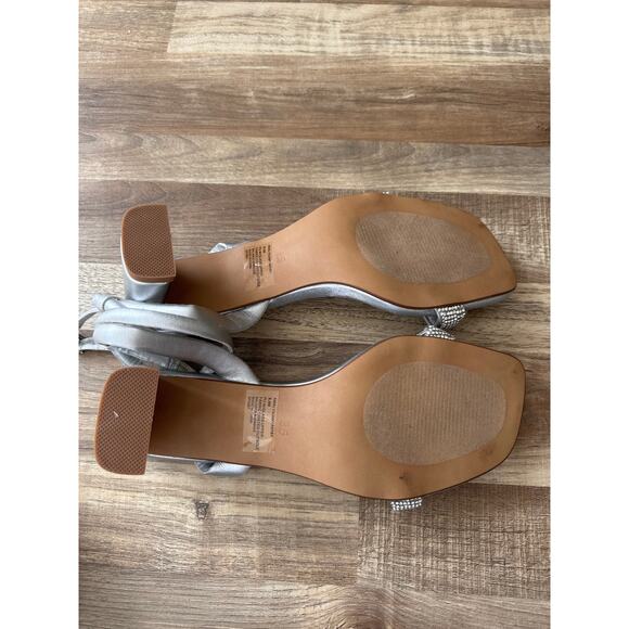 Women's Steve Madden Amalya Glitter Studded Strappy Block Heel Sandal size 8.5 - Picture 5 of 6